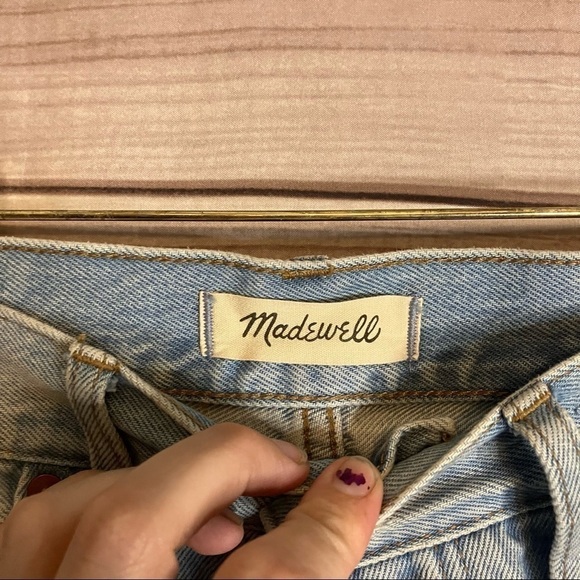 MADEWELL Relaxed Denim Shorts in Cedarcroft Wash - Picture 8 of 10